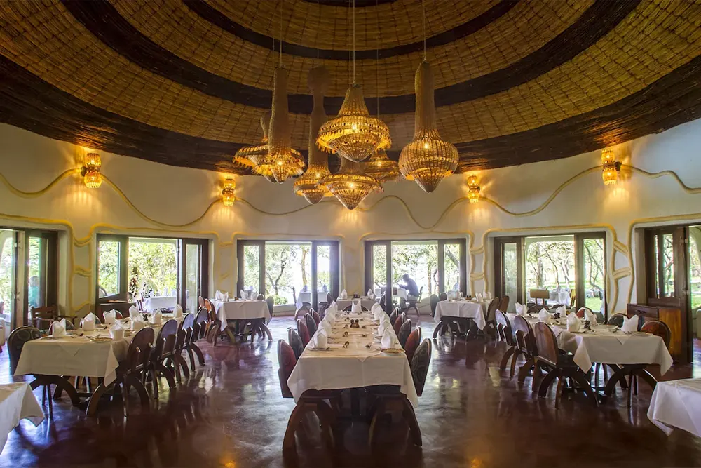 Dining - Manyara Serena Safari Lodges 4